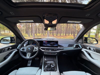 2025 BMW X5 M60i