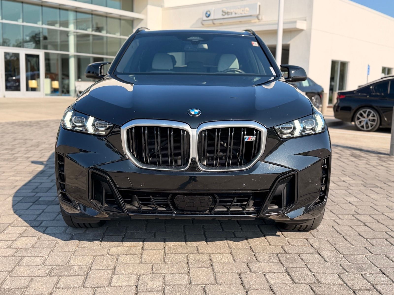 2025 BMW X5 M60i
