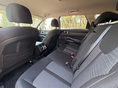 2022 Kia Sorento LX