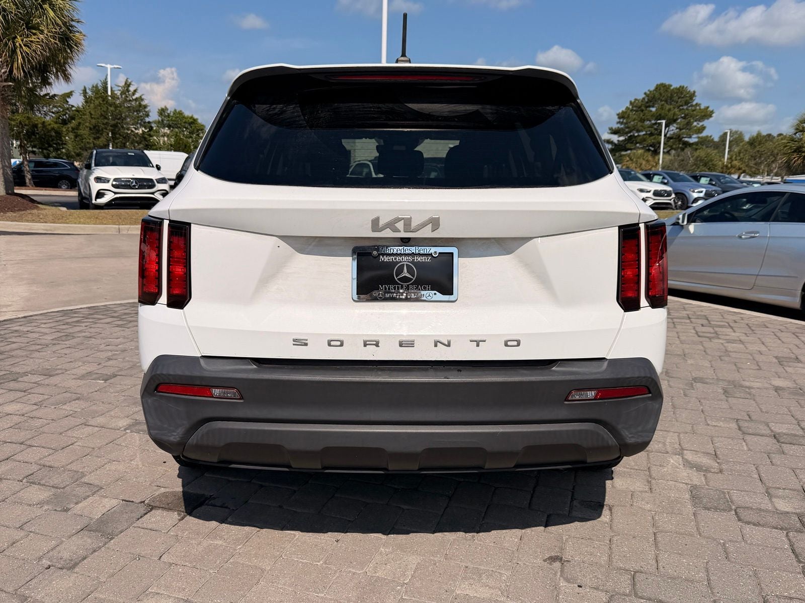 2022 Kia Sorento LX