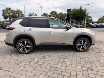 2025 Nissan Rogue SL