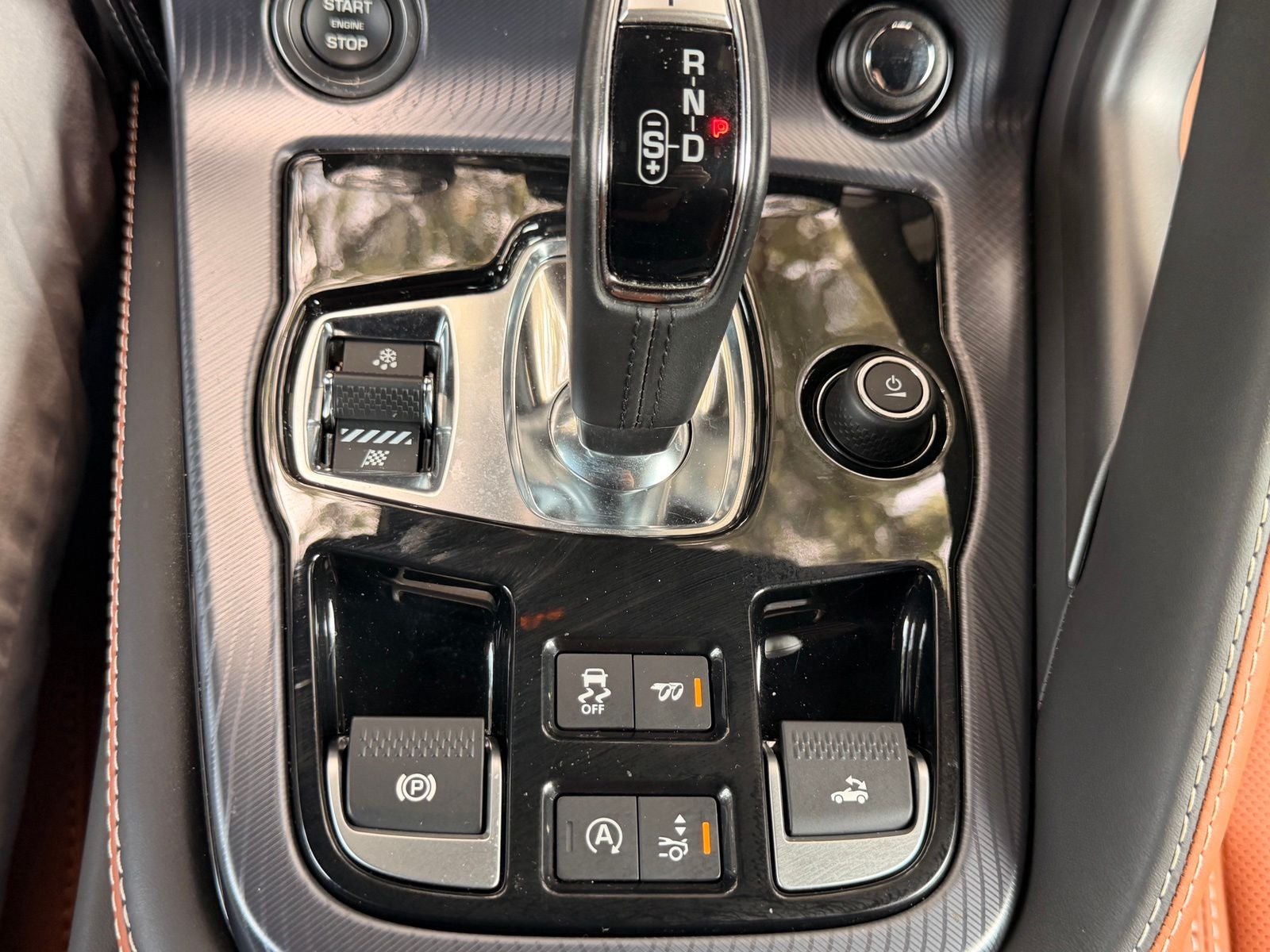 2024 Jaguar F-TYPE P450 R-Dynamic