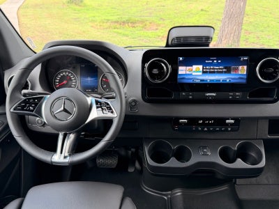 2026 Mercedes-Benz Sprinter 2500 Passenger 170 WB High Roof