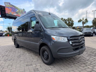 2026 Mercedes-Benz Sprinter 2500 Passenger 170 WB High Roof
