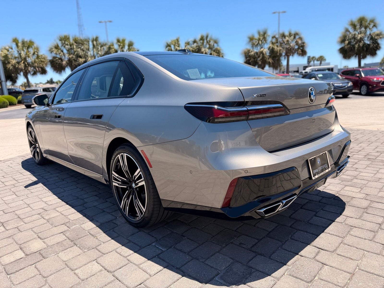 2025 BMW 7 Series 760i xDrive