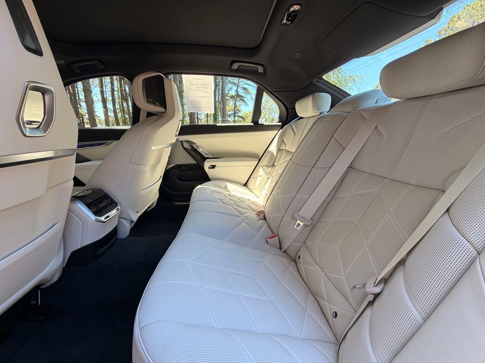 2025 BMW 7 Series 760i xDrive
