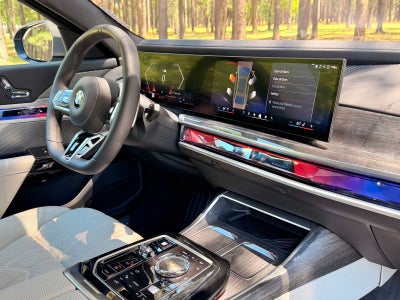 2025 BMW 7 Series 760i xDrive