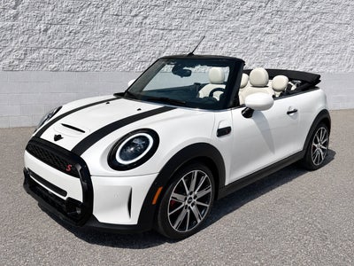 2024 MINI Cooper S Iconic