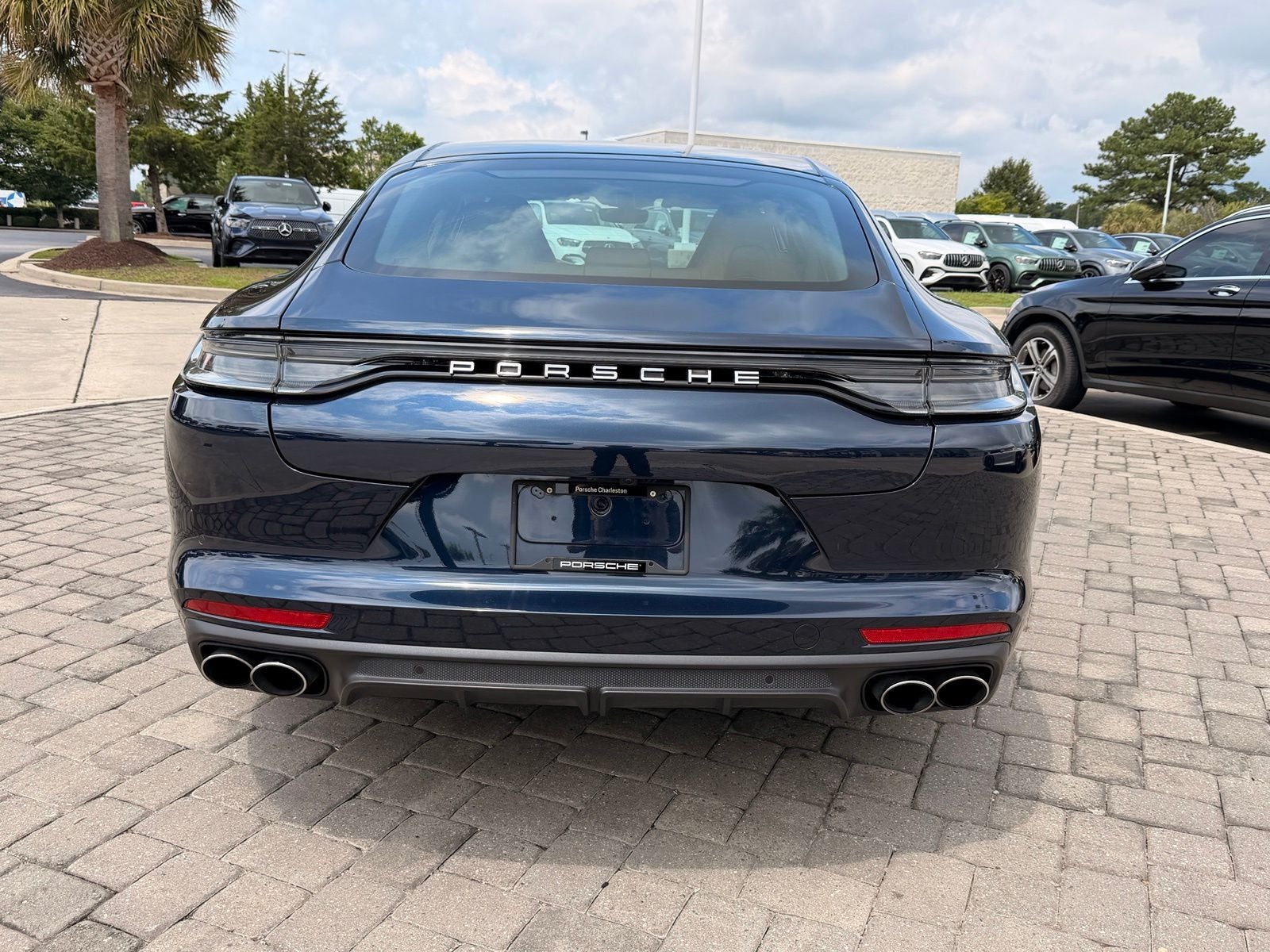 2023 Porsche Panamera 4 Platinum Edition