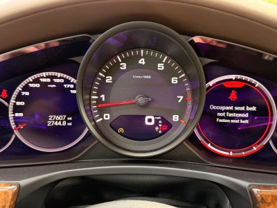 2023 Porsche Panamera 4 Platinum Edition
