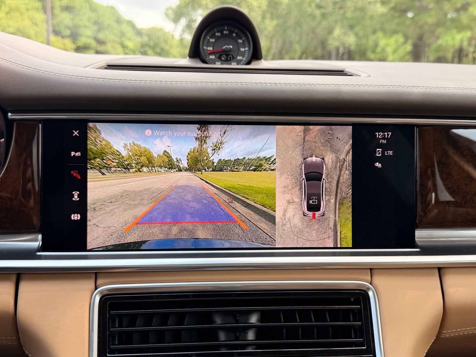 2023 Porsche Panamera 4 Platinum Edition