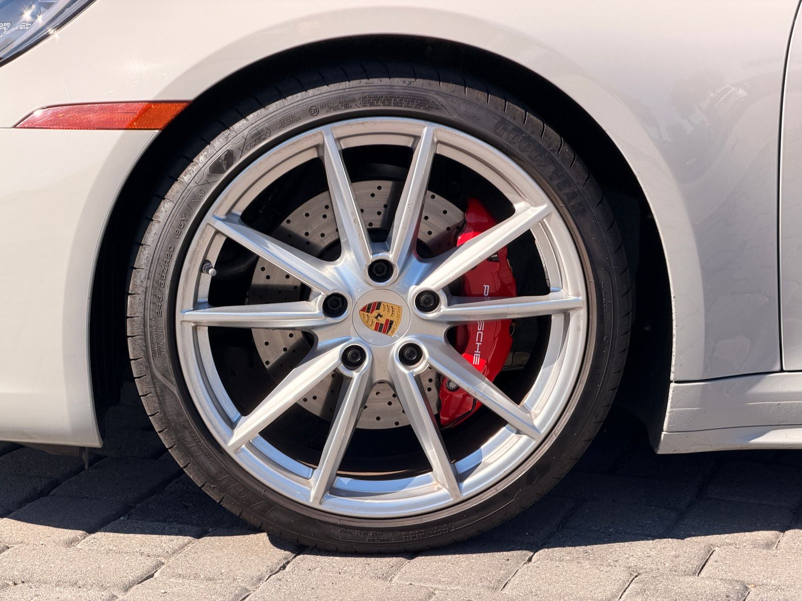 2022 Porsche 911 Targa 4S