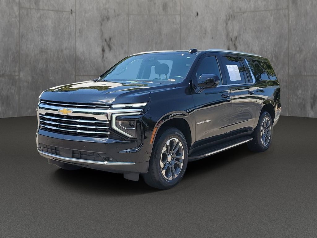2025 Chevrolet Suburban LT