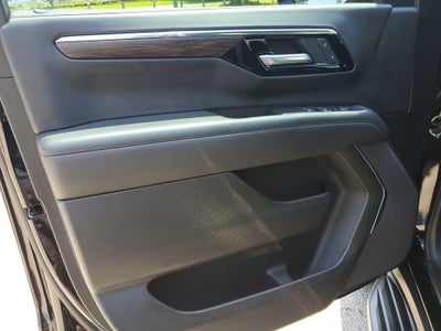 2025 Chevrolet Suburban LS