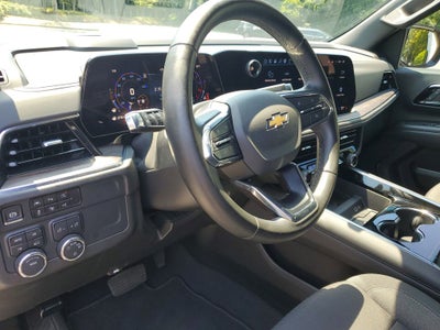 2025 Chevrolet Suburban LS