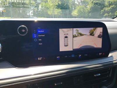 2025 Chevrolet Suburban LS