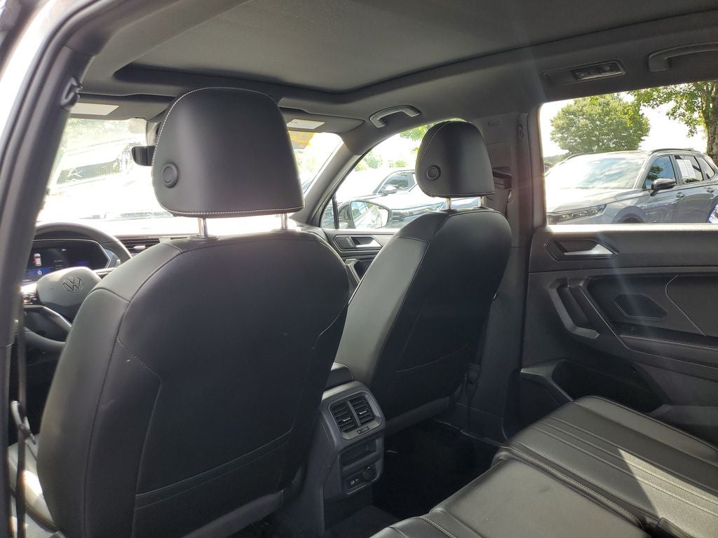 2022 Volkswagen Tiguan 2.0T SE R-Line Black