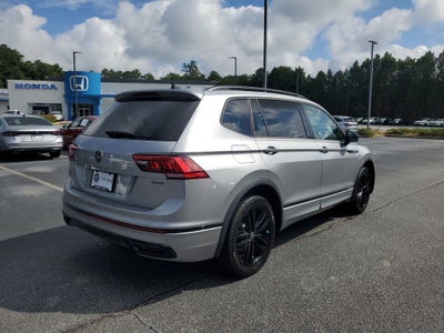 2022 Volkswagen Tiguan 2.0T SE R-Line Black