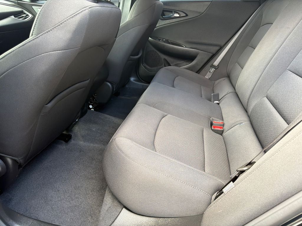 2021 Chevrolet Malibu LS 1FL