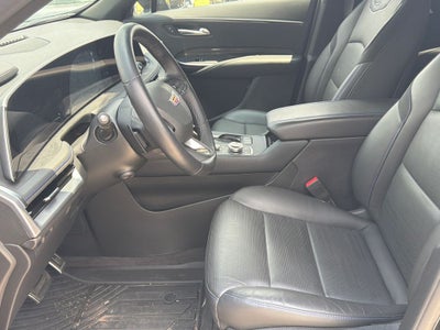 2025 Cadillac XT4 Sport