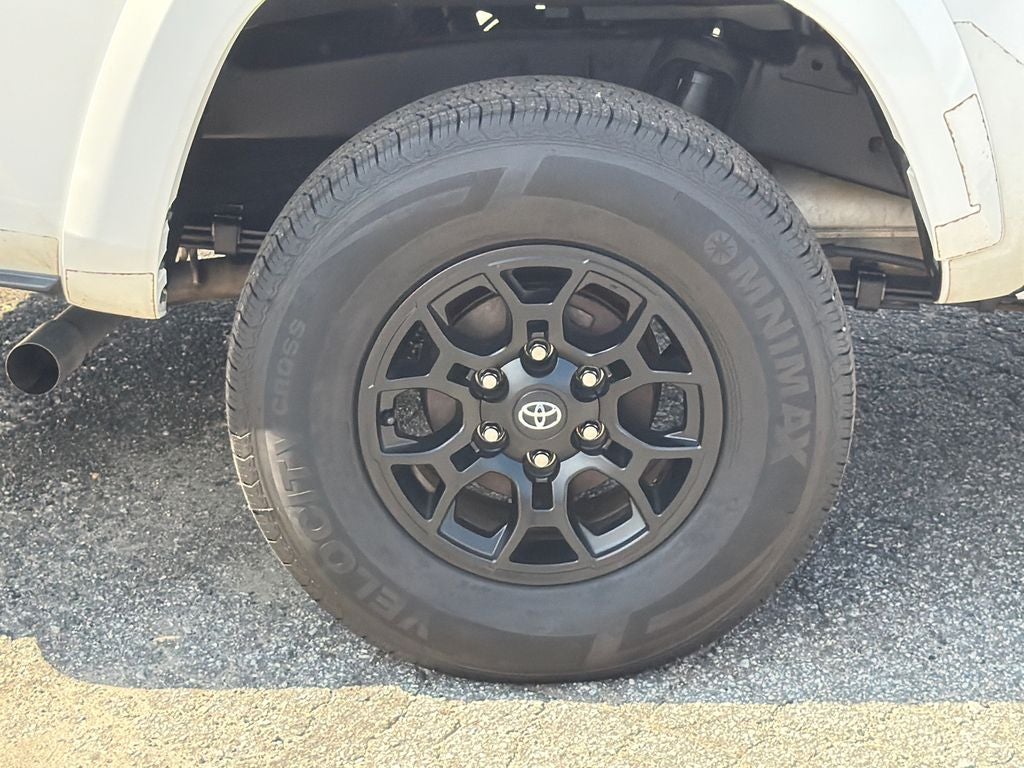 2022 Toyota Tacoma SR5 V6