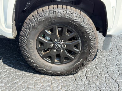 2025 Toyota Tacoma SR