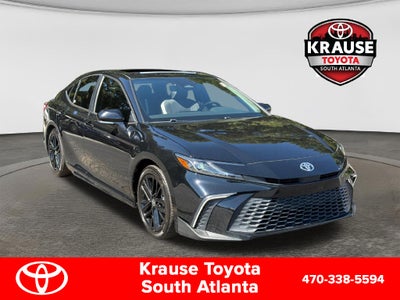 2025 Toyota Camry SE
