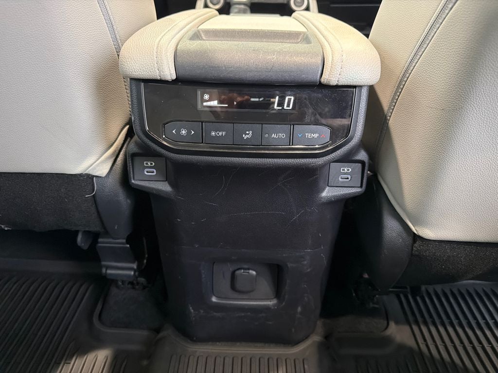 2025 Toyota Grand Highlander Hybrid XLE
