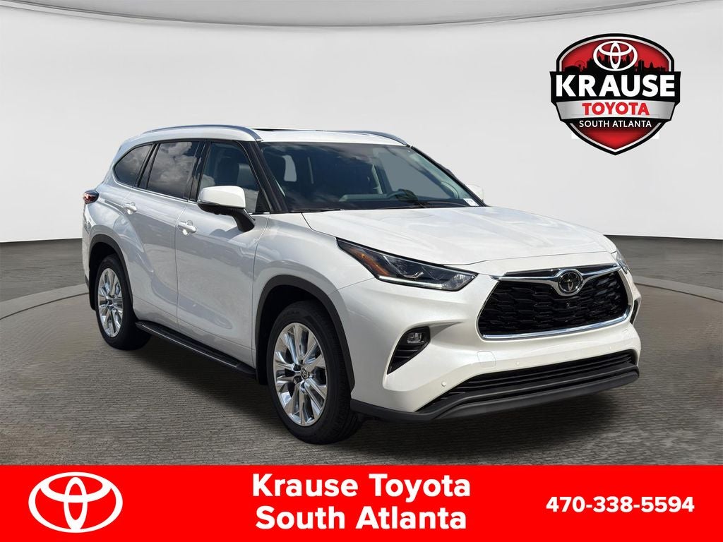 2026 Toyota Highlander Base