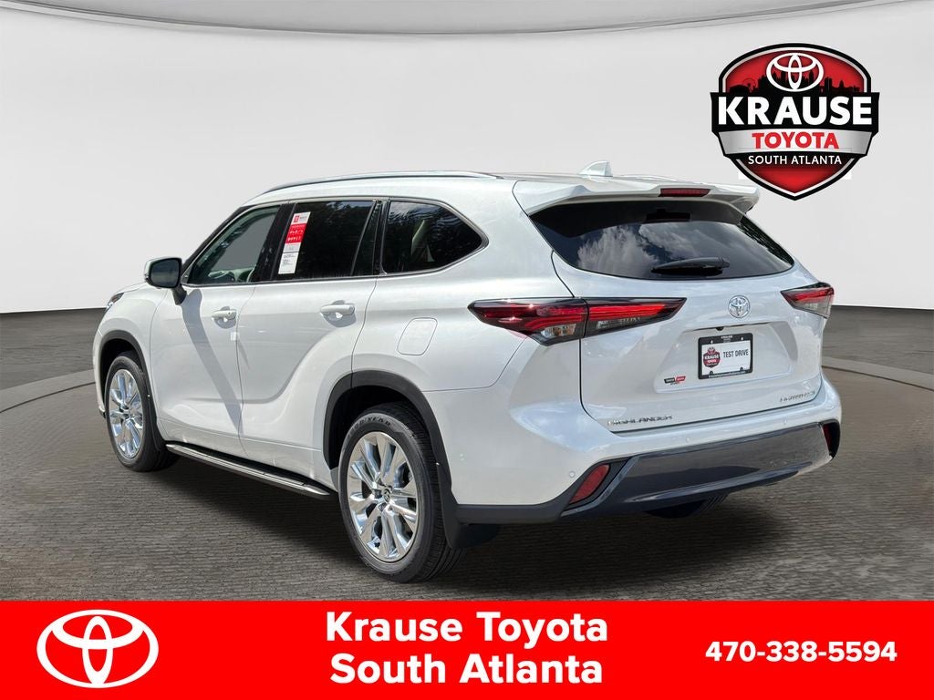 2026 Toyota Highlander Base