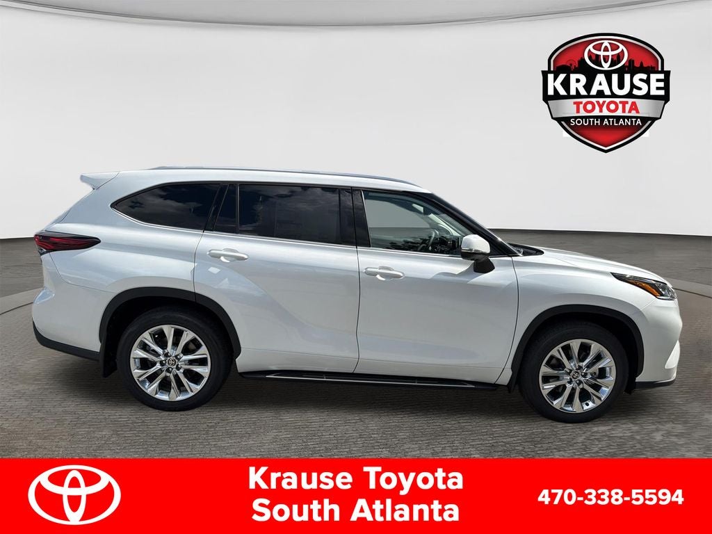 2026 Toyota Highlander Base
