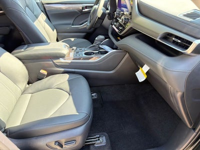 2026 Toyota Highlander Limited