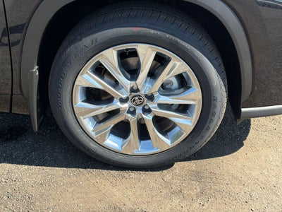 2026 Toyota Highlander Limited