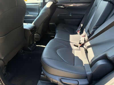 2026 Toyota Highlander Limited