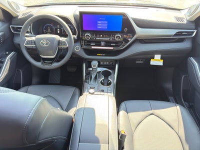 2026 Toyota Highlander Limited