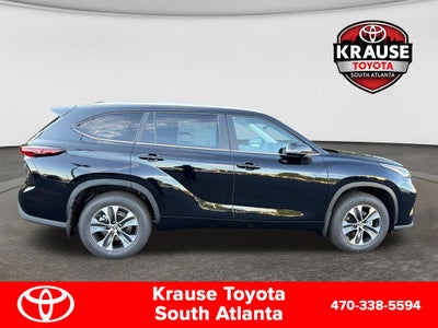 2026 Toyota Highlander XLE