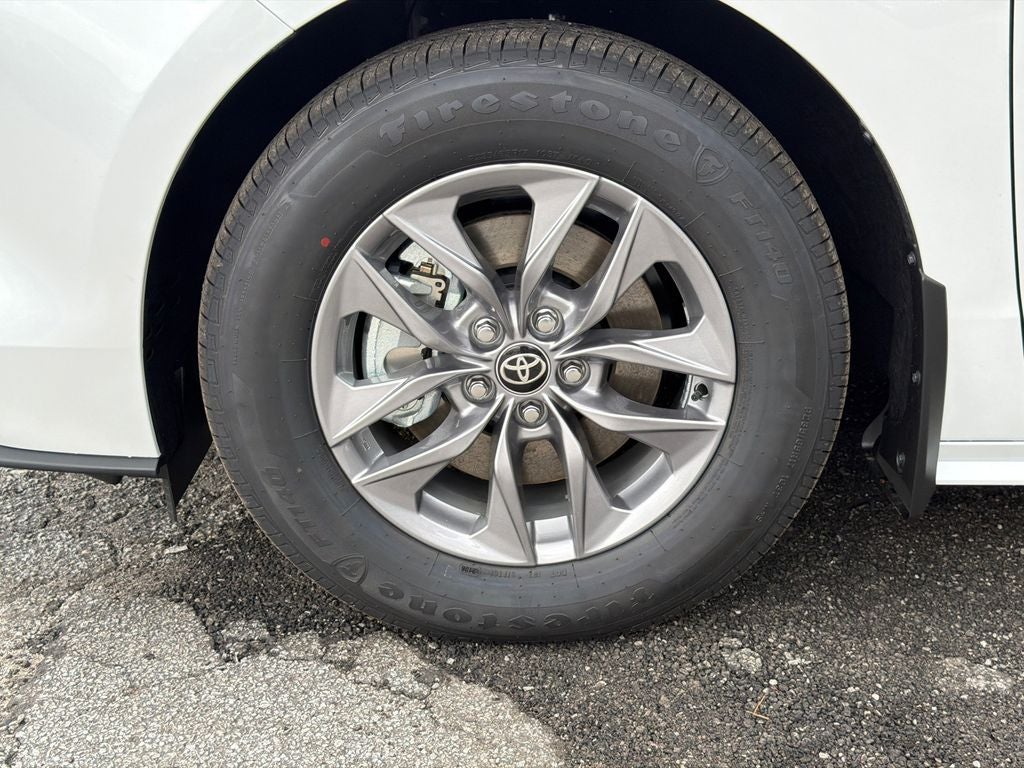 2026 Toyota Sienna XLE 7 Passenger