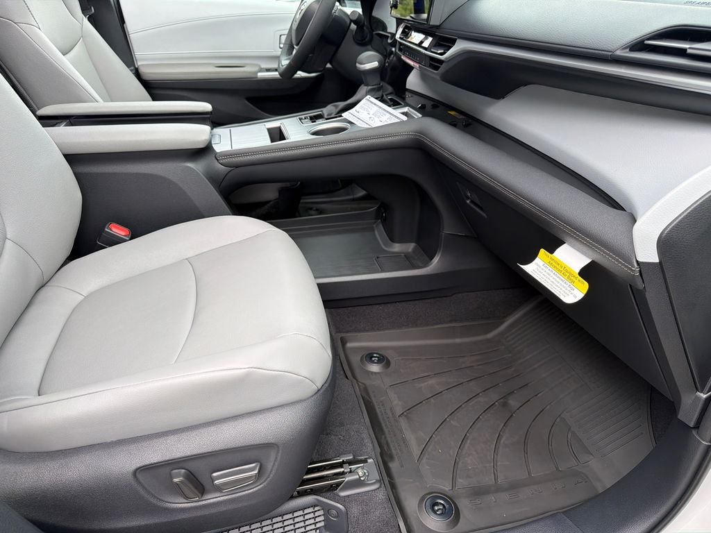 2026 Toyota Sienna XLE 7 Passenger