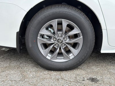 2026 Toyota Sienna XLE 7 Passenger