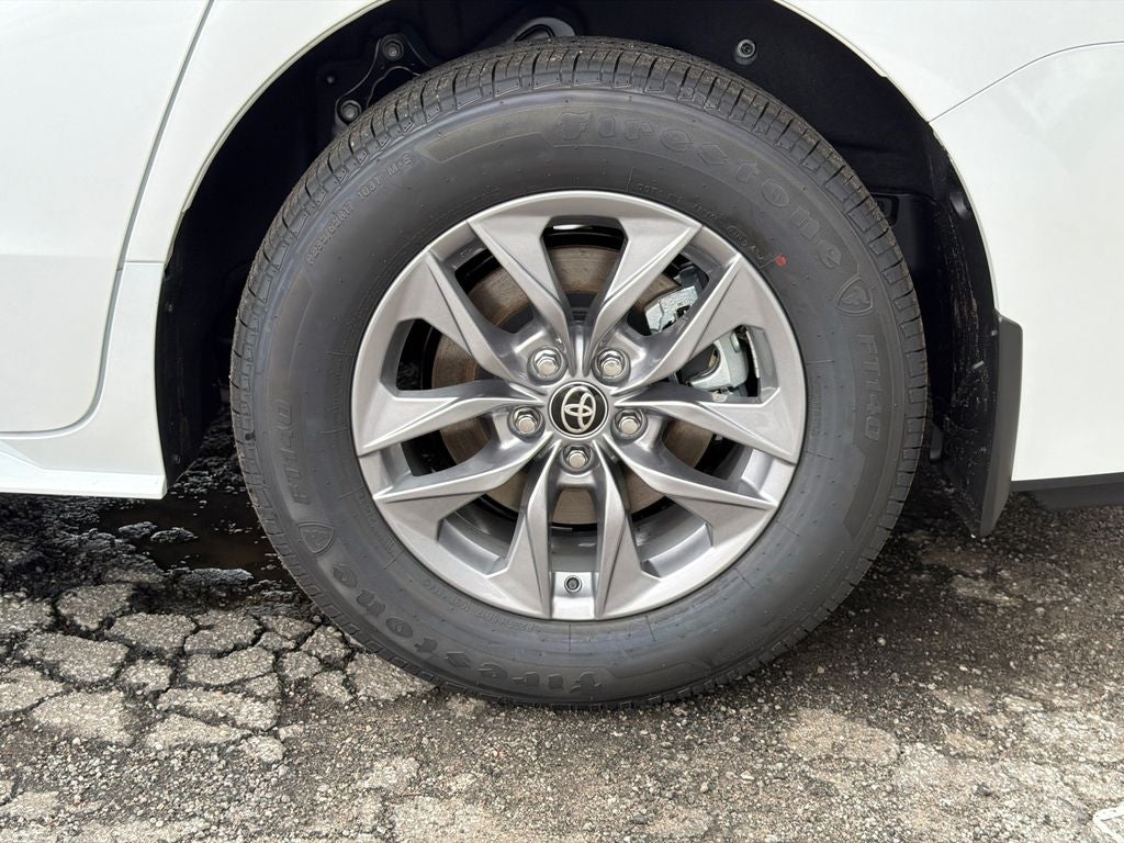 2026 Toyota Sienna XLE 7 Passenger