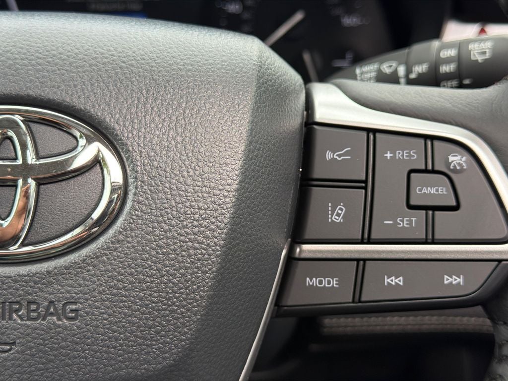 2026 Toyota Sienna XLE 7 Passenger