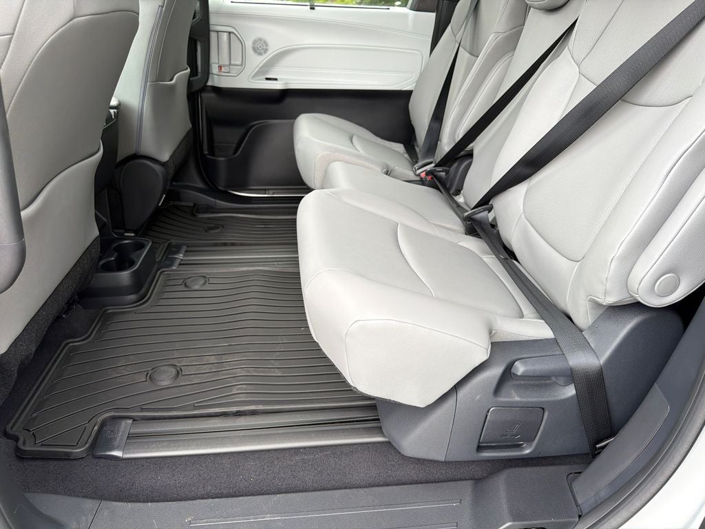 2026 Toyota Sienna XLE 7 Passenger