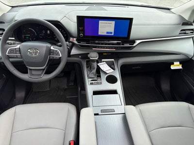 2026 Toyota Sienna XLE 7 Passenger