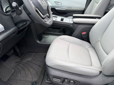 2026 Toyota Sienna XLE 7 Passenger