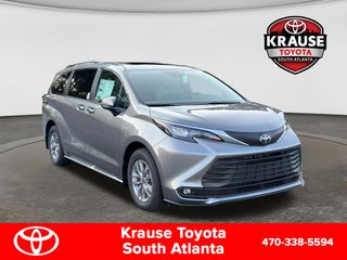 2026 Toyota Sienna XLE 8 Passenger
