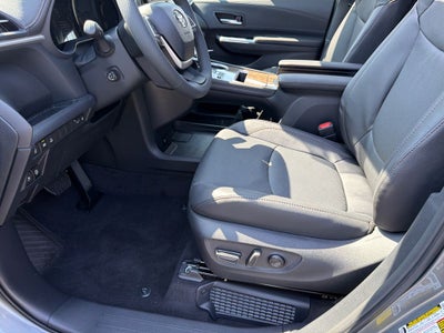 2026 Toyota Sienna Limited 7 Passenger