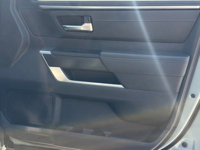 2024 Toyota Tundra Hybrid Platinum