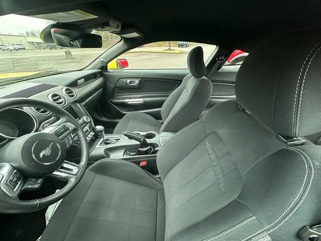 2021 Ford Mustang EcoBoost