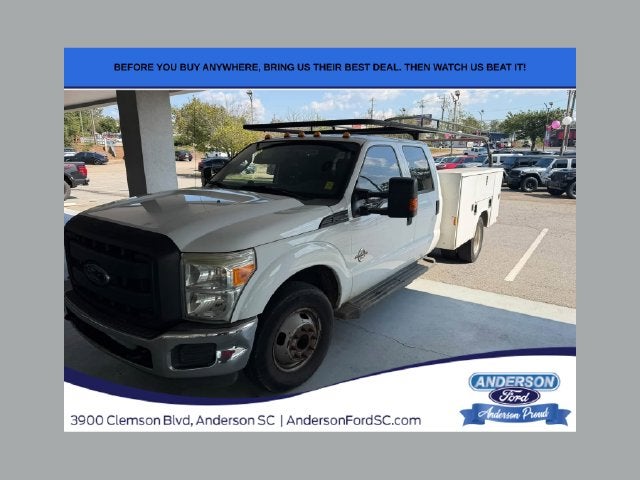 2015 Ford F-350 Super Duty Chassis Cab XL