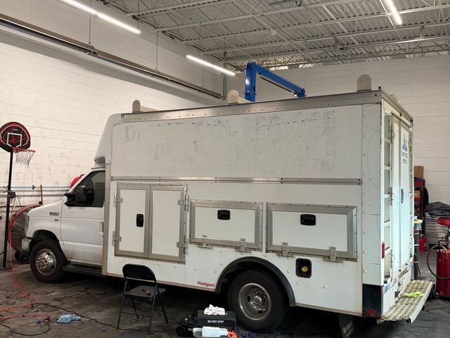2019 Ford E-350SD Base Cutaway